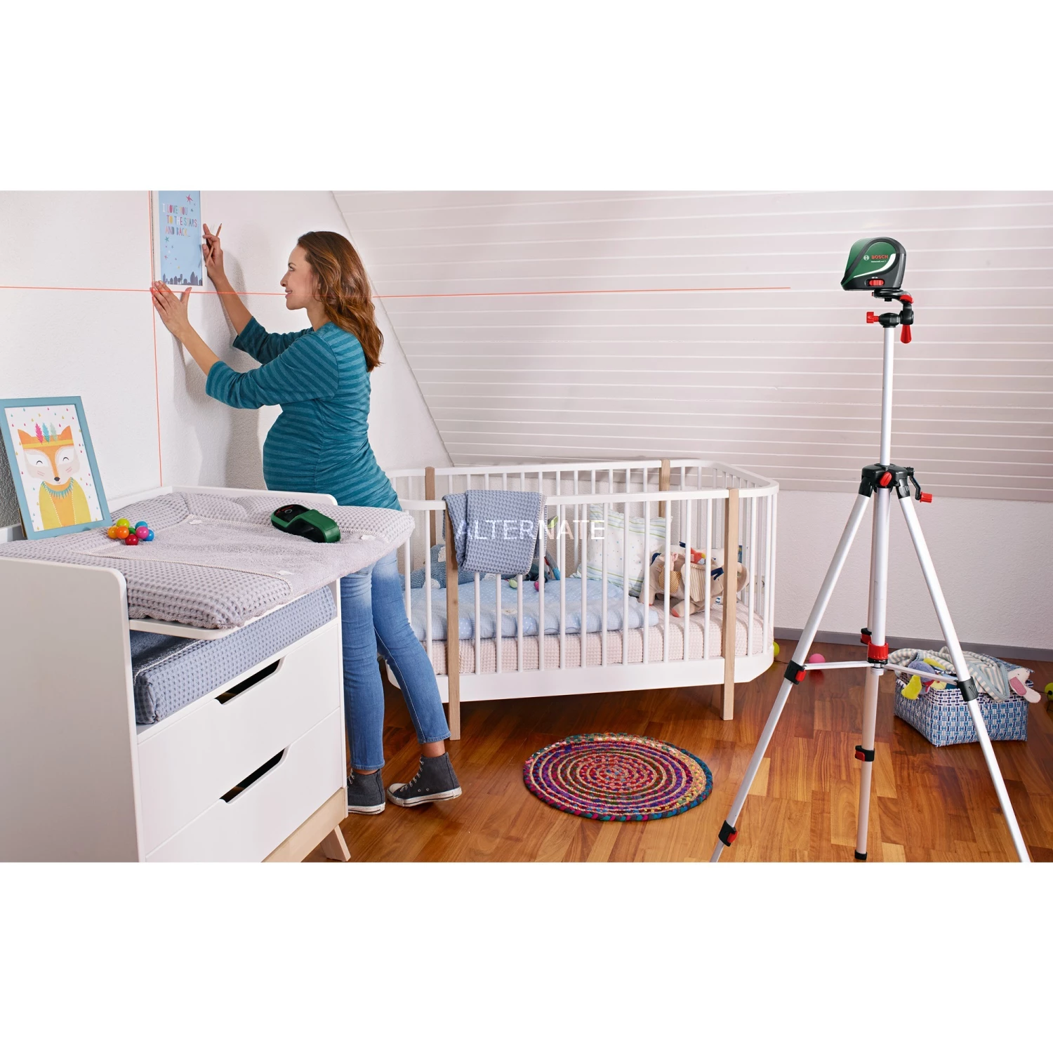 Bosch Kreuzlinienlaser UniversalLevel 2 - Basic (grün/schwarz, Rote Laserlinien, Reichweite 10 Meter) – Bild 5