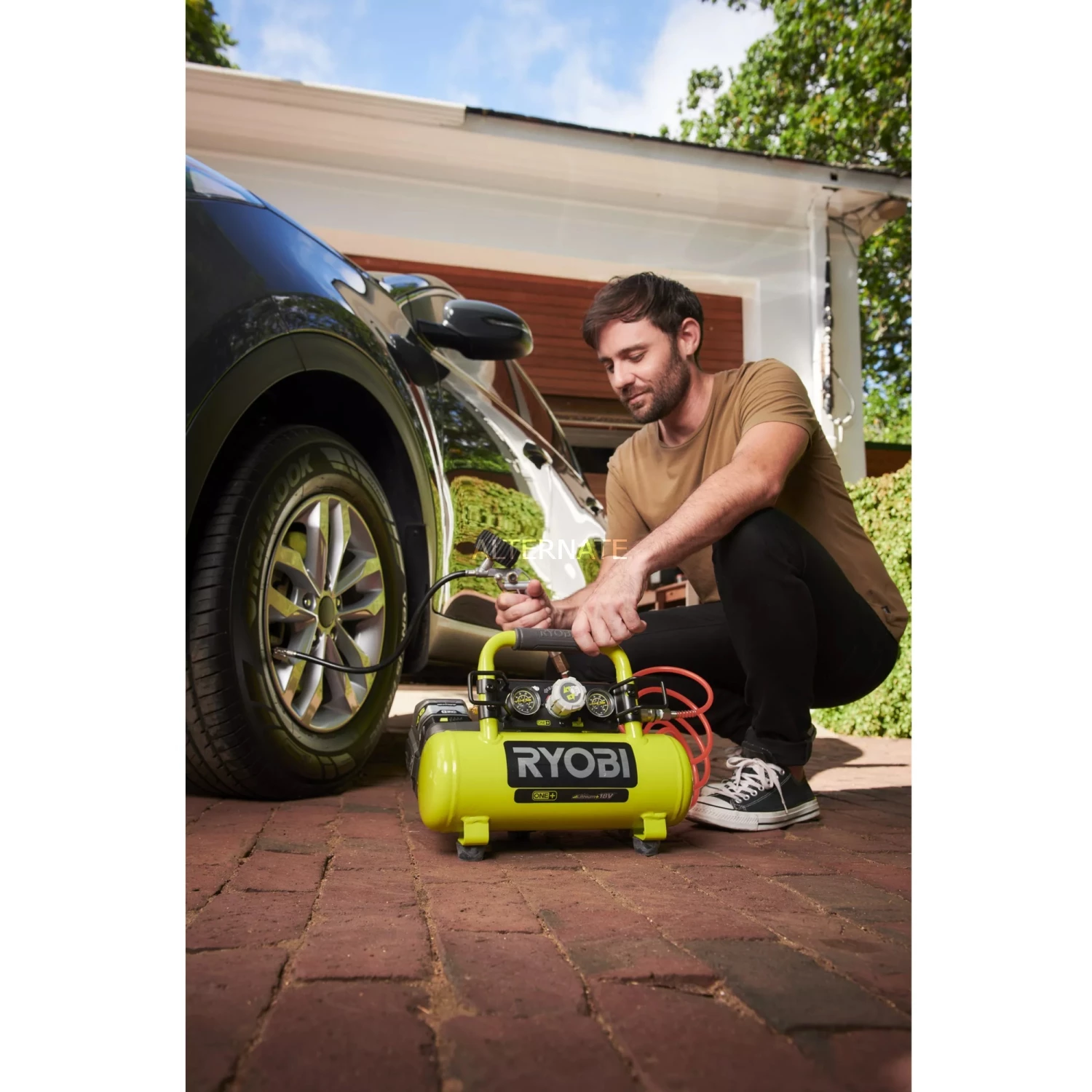 Ryobi ONE+ Akku-Kompressor R18AC-0, 18Volt (grün/schwarz, Ohne Akku Und Ladegerät) – Bild 2